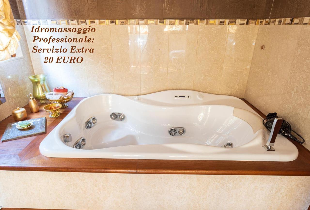 Bed and Breakfast Il Sasso Bianco Комерио Экстерьер фото